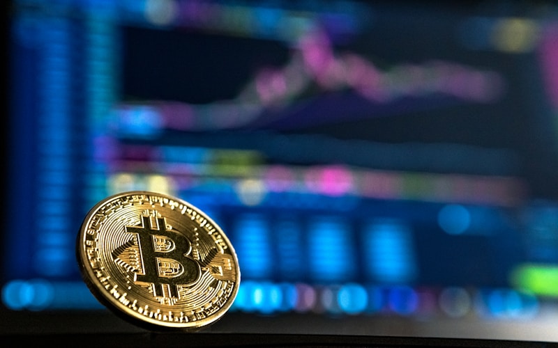 比特币ETF单日净流入超12亿美元，机构持续加码